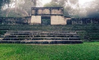 Cahal-Pech-Maya-site