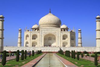 India_Taj_Mahal_Blue_Sky