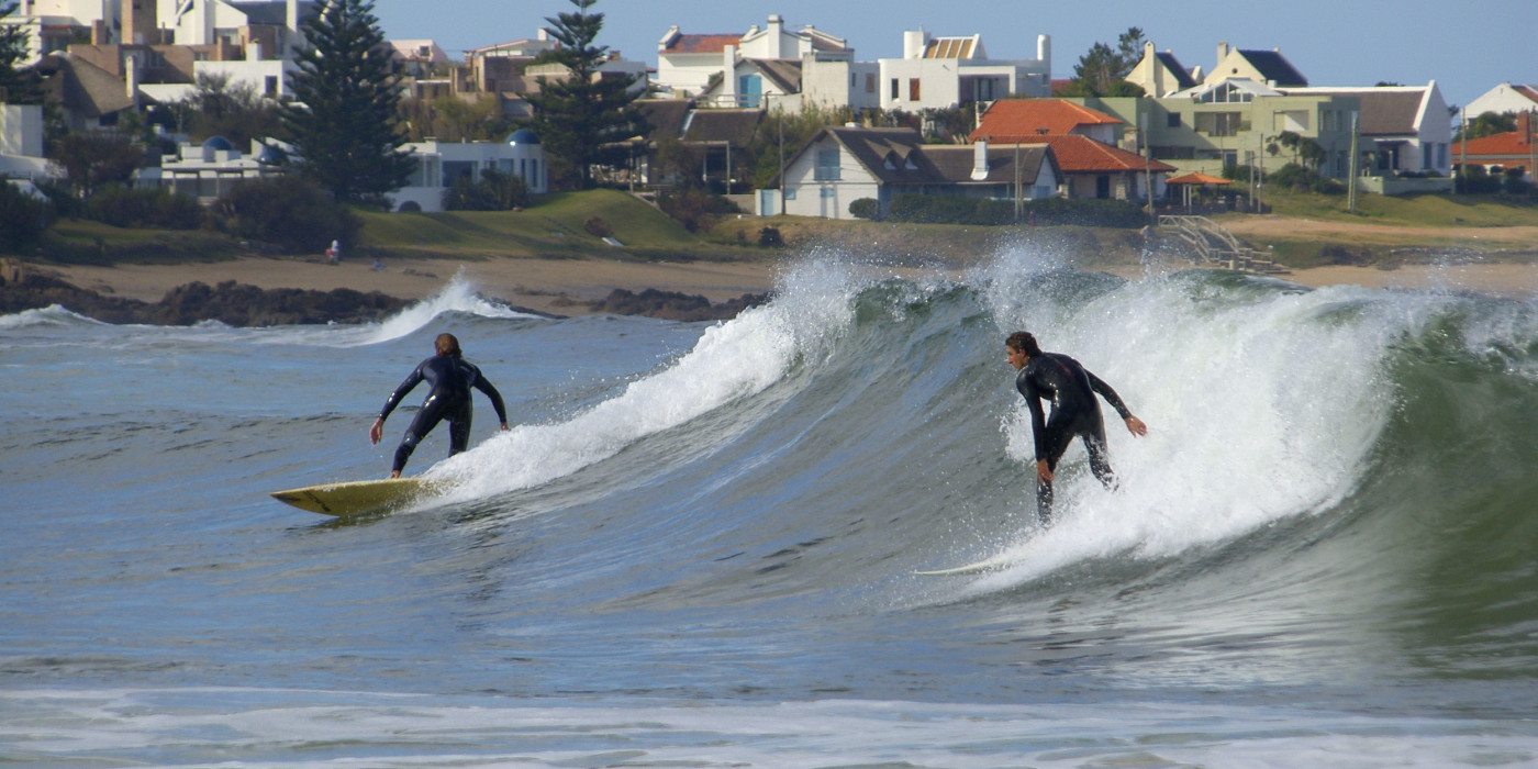 La-Barra-Surfers