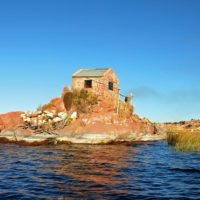 Lake-Titicaca-house-Peru Peru vacation package