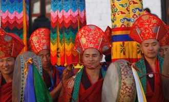 Monks-bhutan
