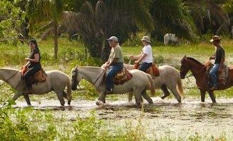 Pantanal_Horseback_Riding