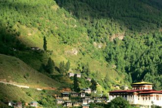 Paro's-dzong-bhutan