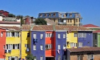 Valparaiso_Colorful_Houses