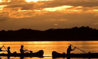 canoeing-sunset-zambia