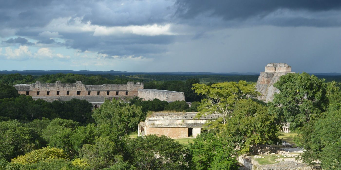 pyramid-uxmal-mexico
