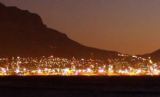 table-mountain-night-south-africa