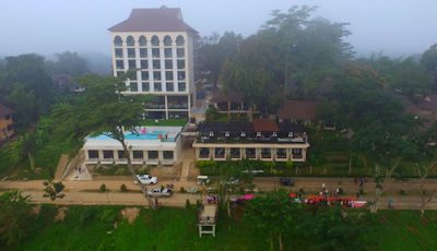 Chiangkhong-Teak-Garden-Hotel-Chiang-Rai