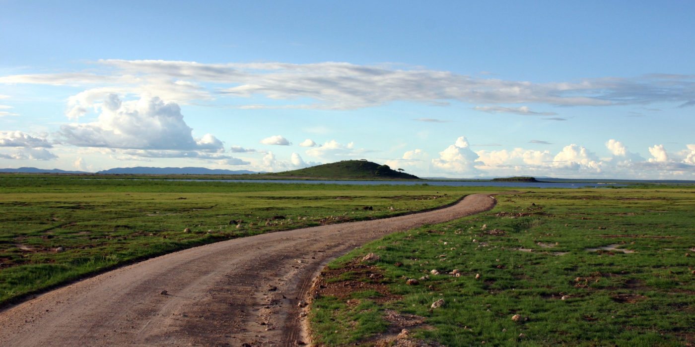 amboseli-road-kenya