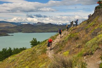 hiking_in_Torres_Del_Paine_Chile