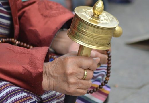 monk-bhutan