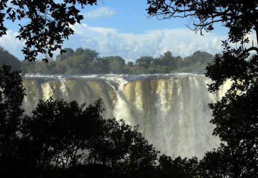victoria-falls-zambia