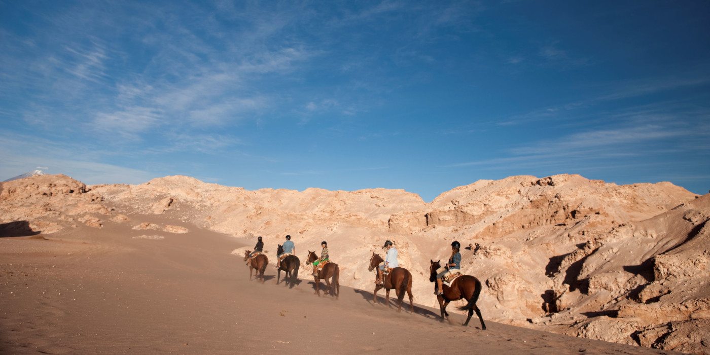 Atacama_Desert_horseback_riding_Chile