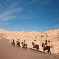Atacama_Desert_horseback_riding_Chile