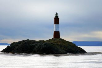 lighthouse-ushuaia_argentina
