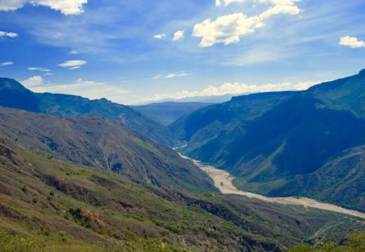 river-chicamocha-canyon-colombia