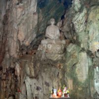Huyen_Khong_Cave_Vietnam_Jean-Pierre Dalbéra