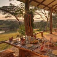 mara-house-breakfast-on-verandah-kenya
