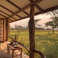 topi-house-verandah-kenya