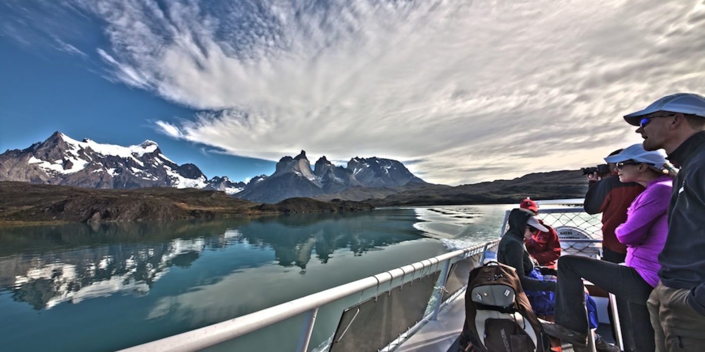 patagonia-camp-catamaran-to-pehoe
