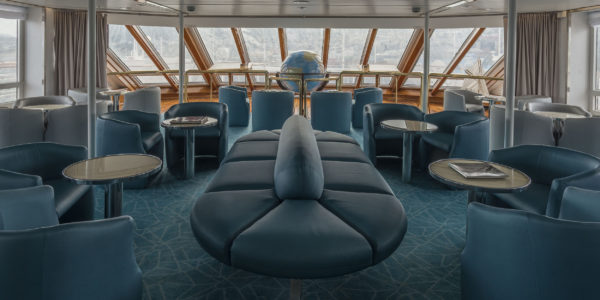 Observation Lounge_antarctica_cruise_Tours_expedition_ship_yampu_tours