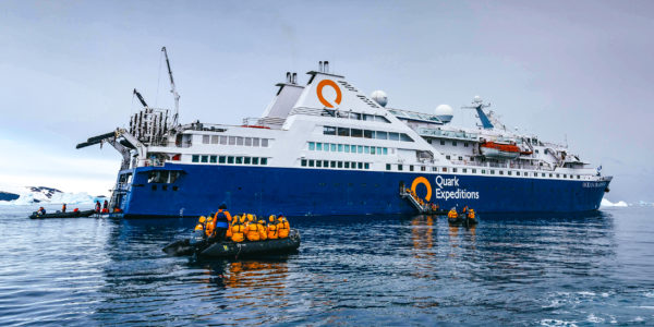 antarctica_cruise_Tours_expedition_ship_yampu_tours