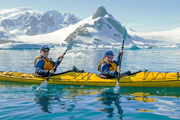 antarctica_cruise_Tours_expedition_ship_yampu_tours_kayak