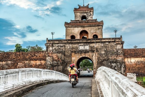 Vietnam-tours-Imperial-Palace-gate-Hue