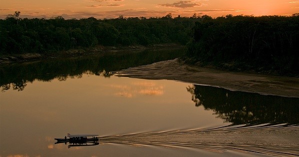 rainforest_expeditions_Amazon_river_Peru