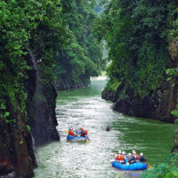 Luxury Vacation in Costa Rica canyon river rafting