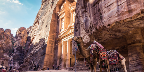unraveling-ancient-wonders-egypt-jordan-and-beyond